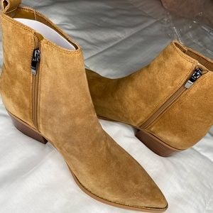 BRAND NEW! Marc Fisher Suede Boots